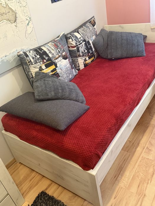 Sprzedam używane łózko pojedyńcze