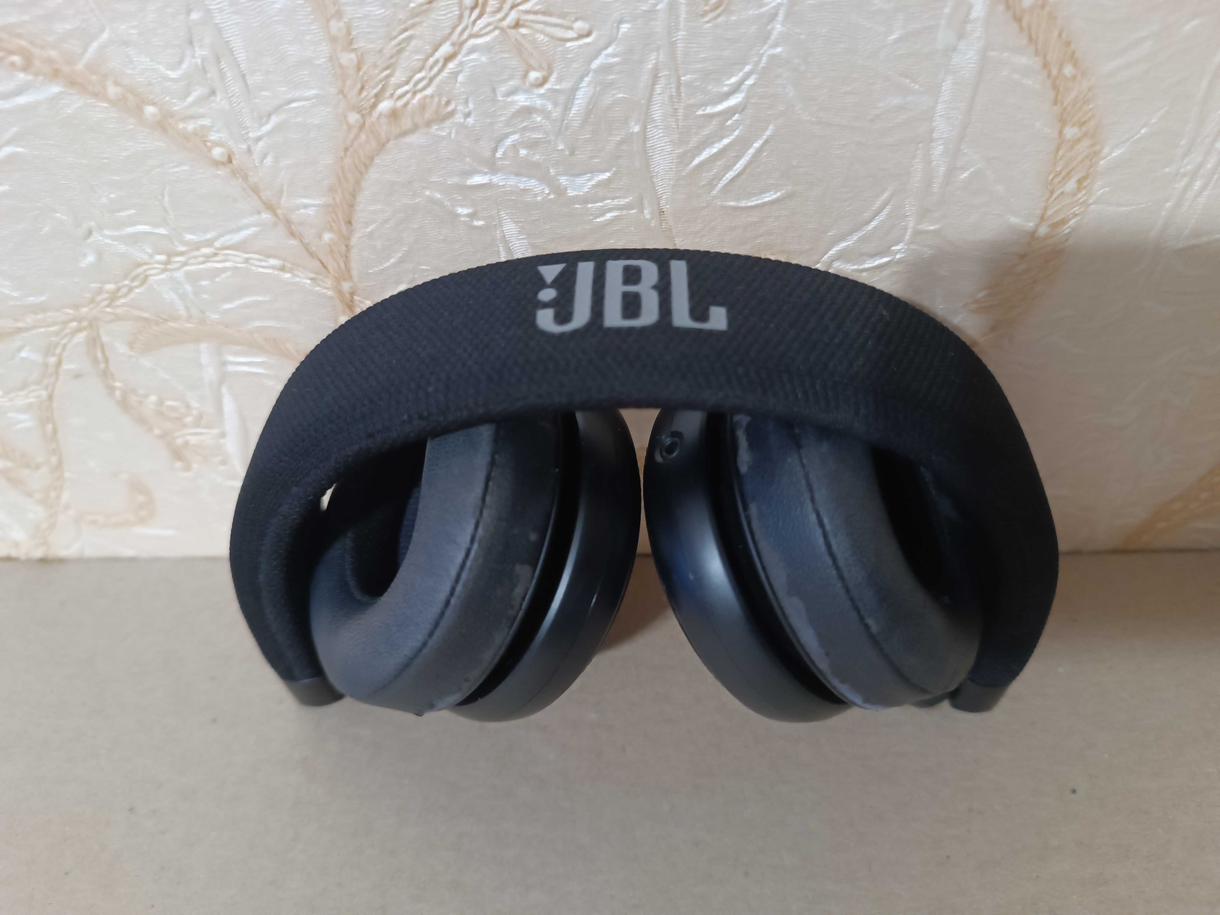 Наушники JBL E35 Black
