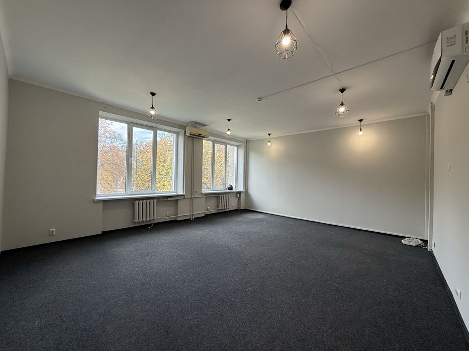 Оренда офісного приміщення 38м2. в центрі міста! Офісний центр Шопена