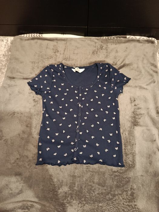 Bluzeczka H&M w rozmiarze 146/152