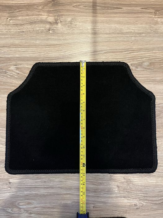 Dywaniki samochodowe welurowe