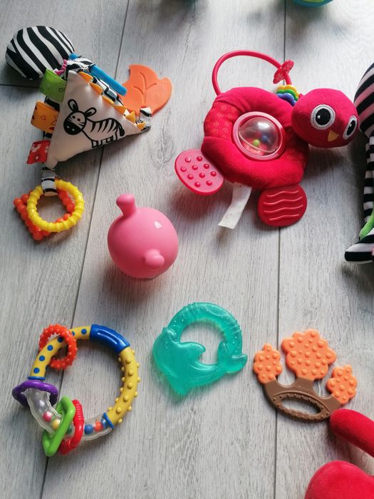 Grzechotki gryzaki zabawki kontrastowe Canpol Baby