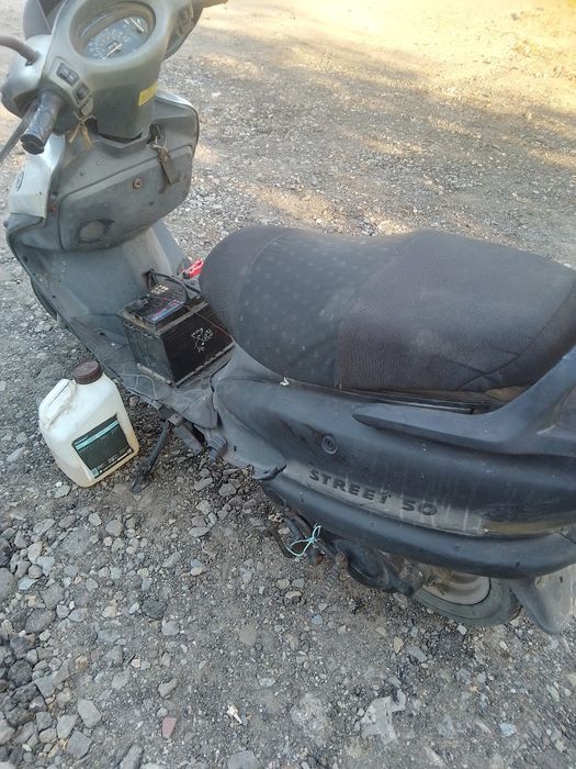 Продам скутер не находу