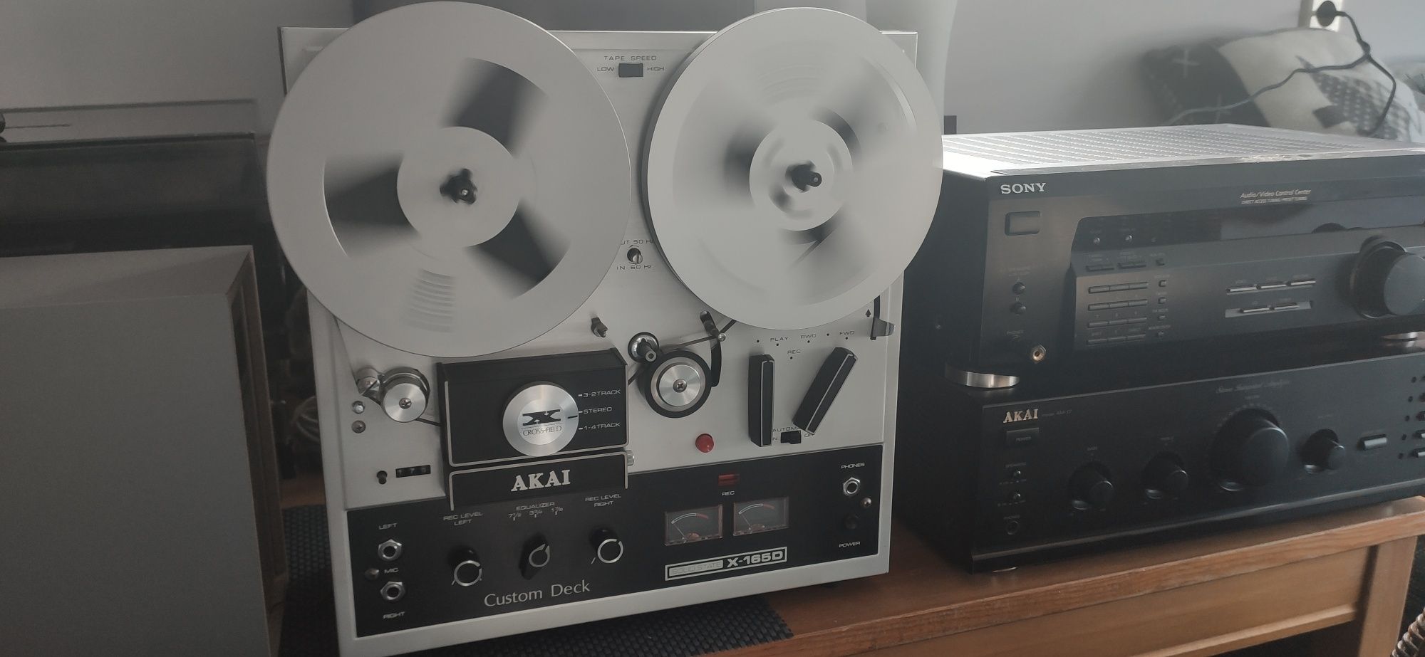 Magnetofon szpulowy Akai X-165D