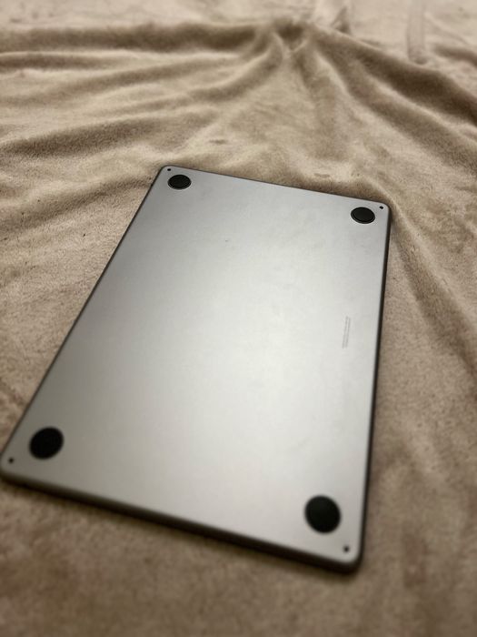 MacBook Air Space Grey, M2, 2022 8GB, 512GB, 13,6” в ідеальному стані