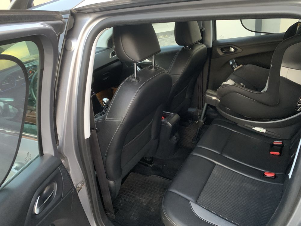 Peugeot 2008 1.6 eHdi 116km