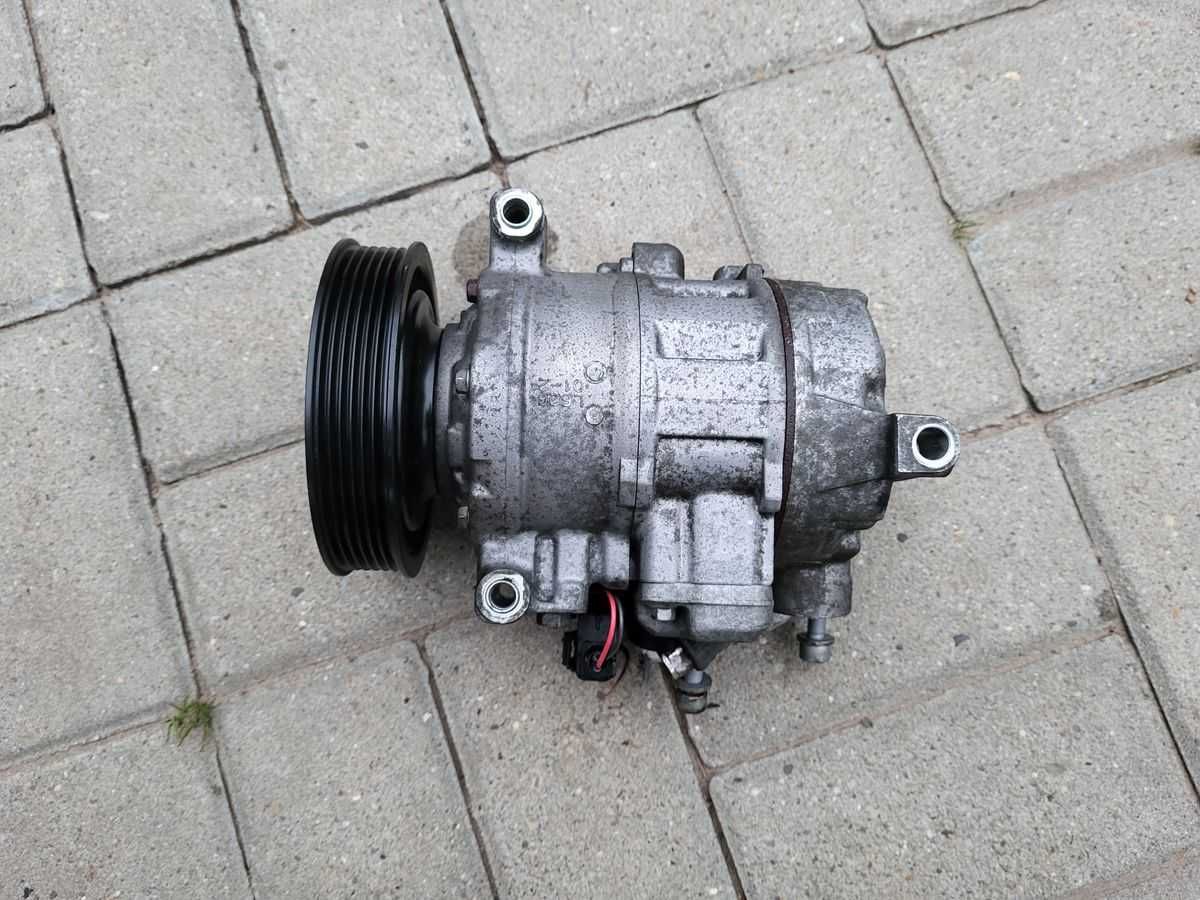 Kompresor , sprężarka klimatyzacji AUDI A4 B8 , A5 8T .