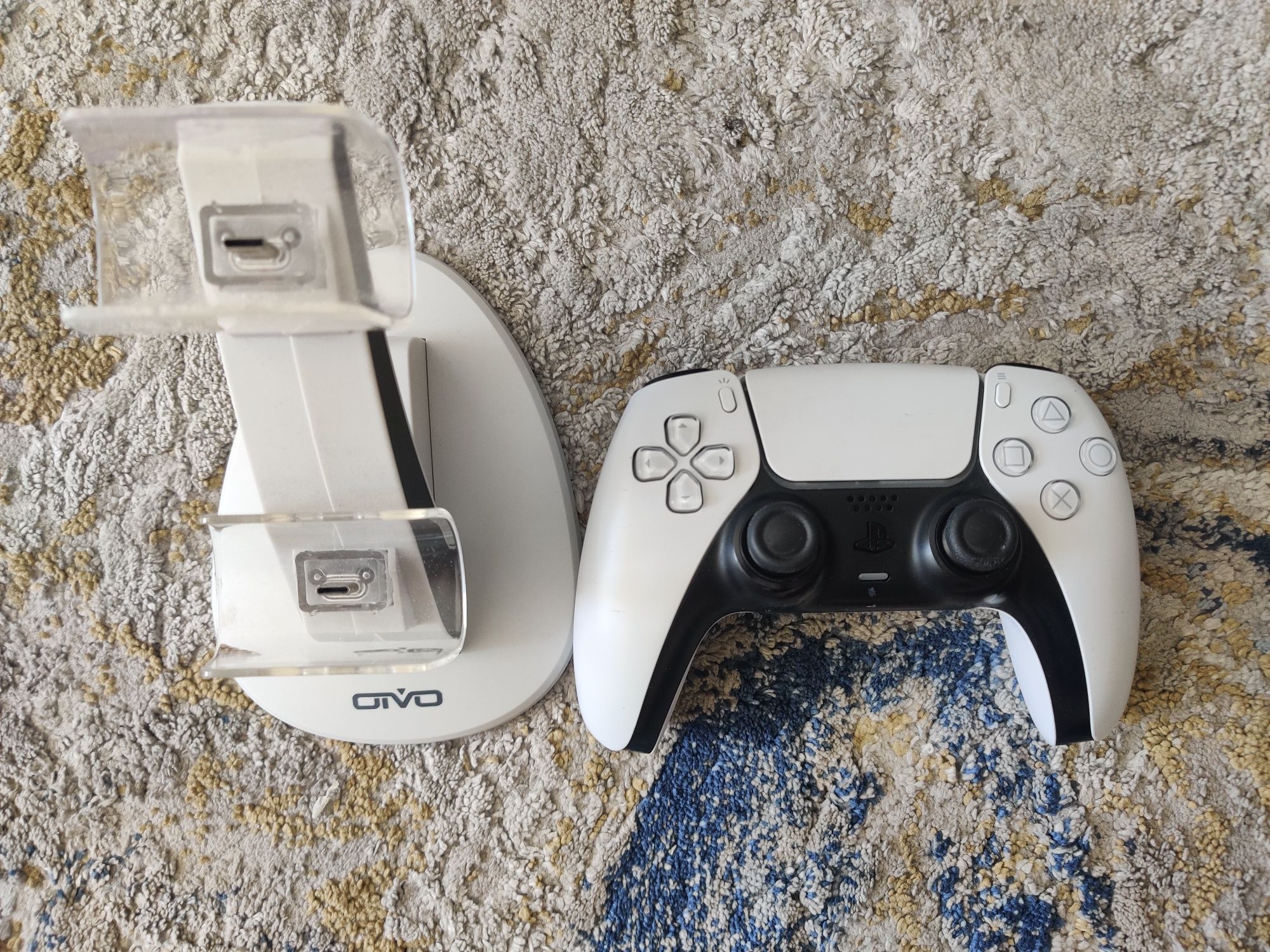 Playstation 5 z napędem + gry