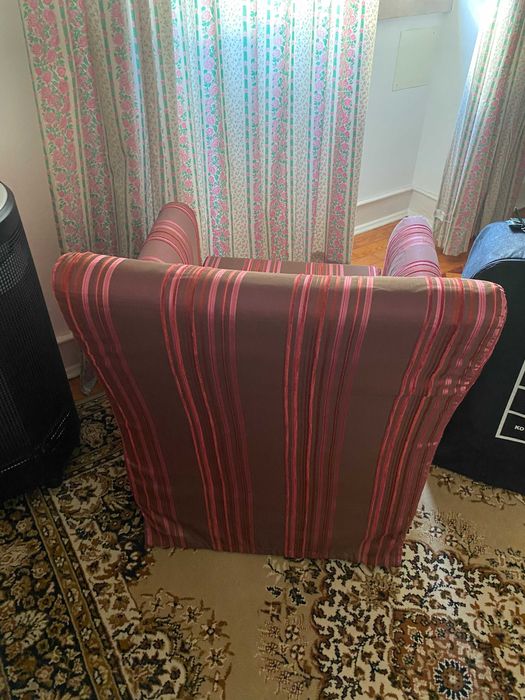 Sofa individual duas capas veludo azul e tecido