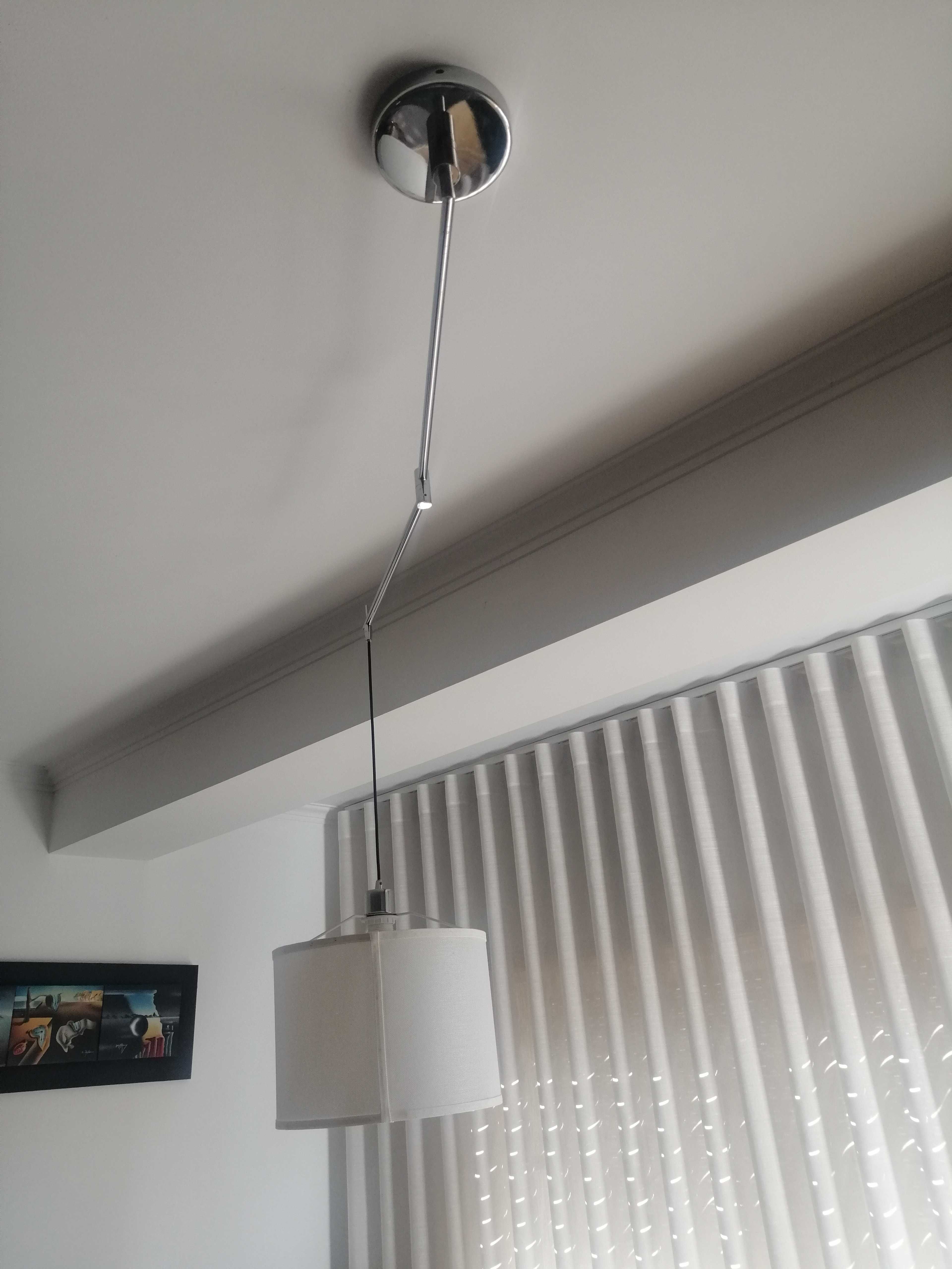 Candeeiro extensível