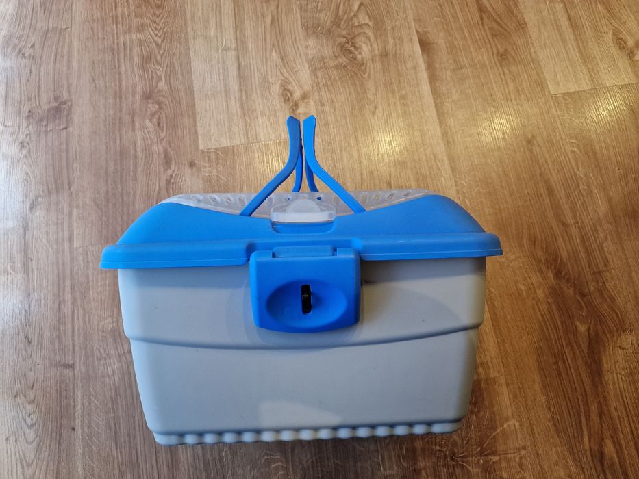 Transporterek chomi królik szczur