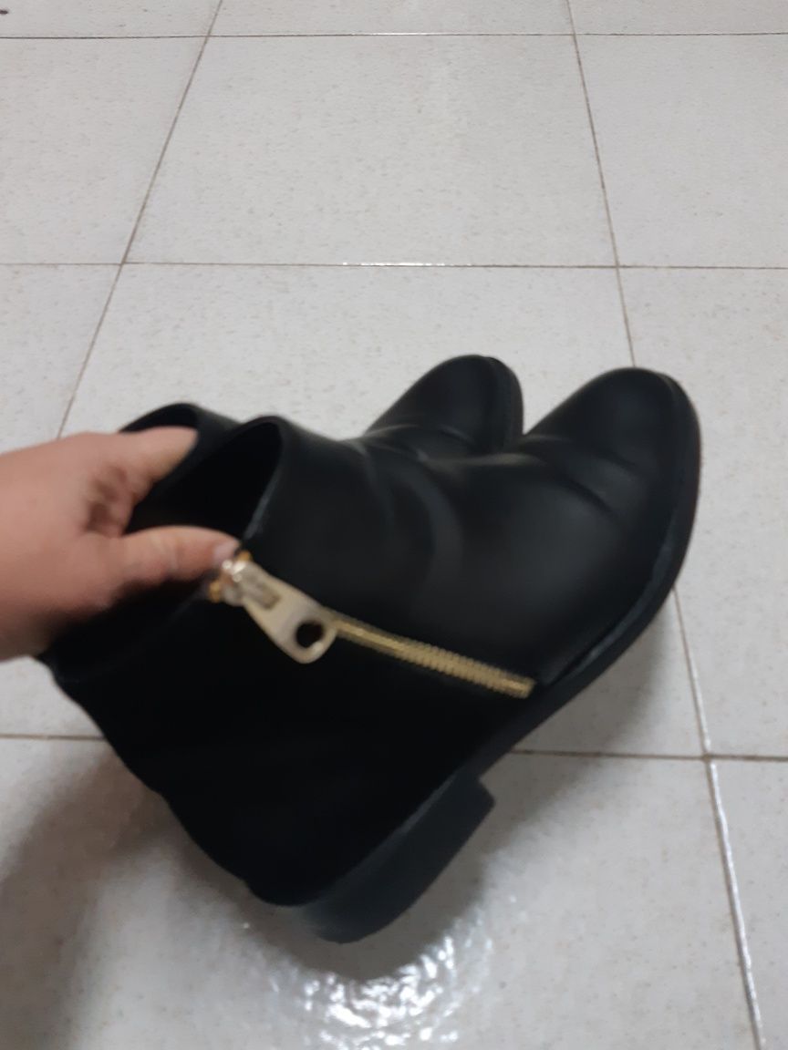 Botas pretas 38 Pull and Bear