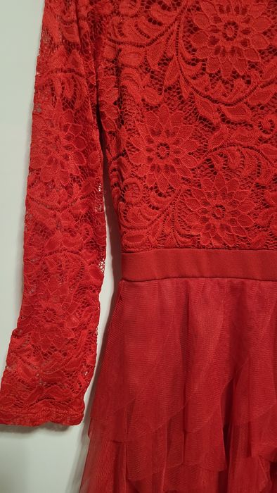 Sukienka czerwona wizytowa 140