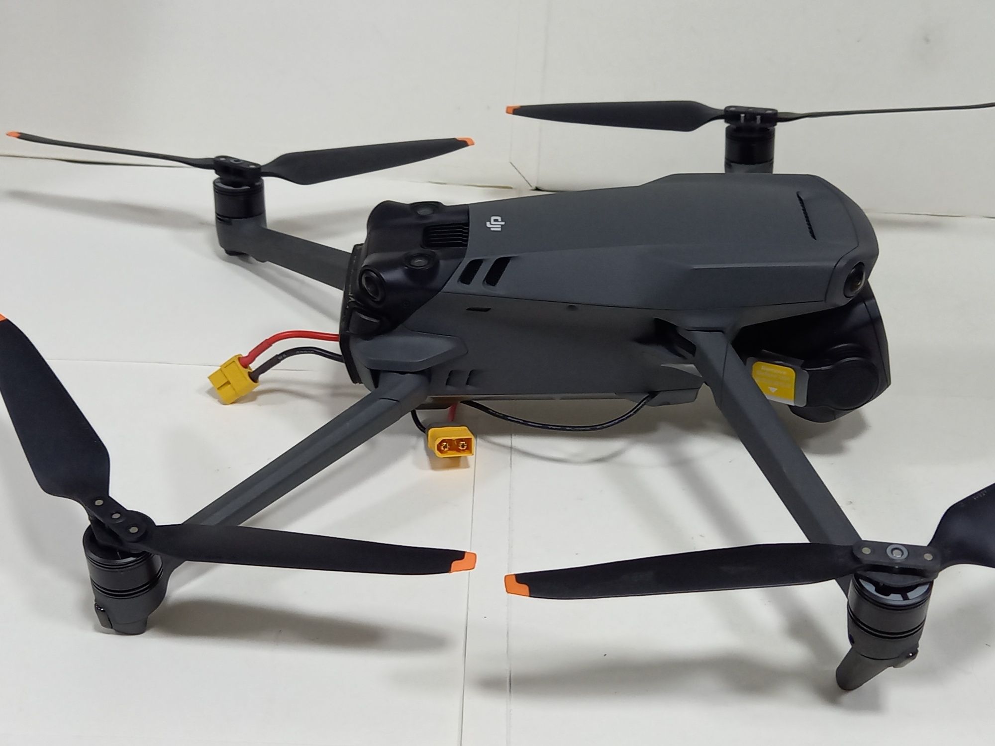 Квадрокоптер DJI Mavic 3 Pro (Model L25)
