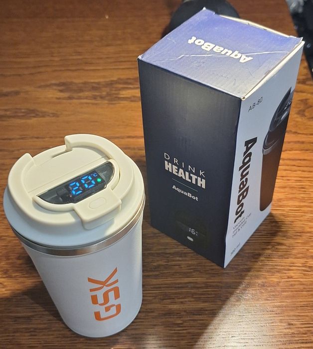 Termos na zimne i ciepłe napoje z termometrem