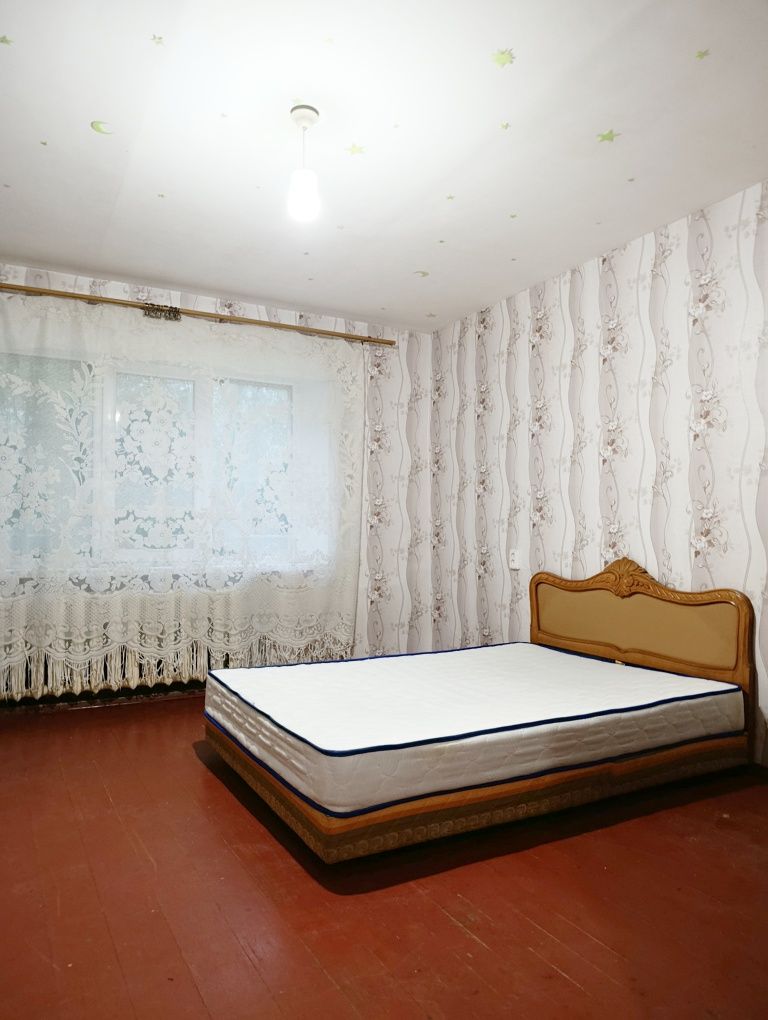 1 квартира по вул Криворізька