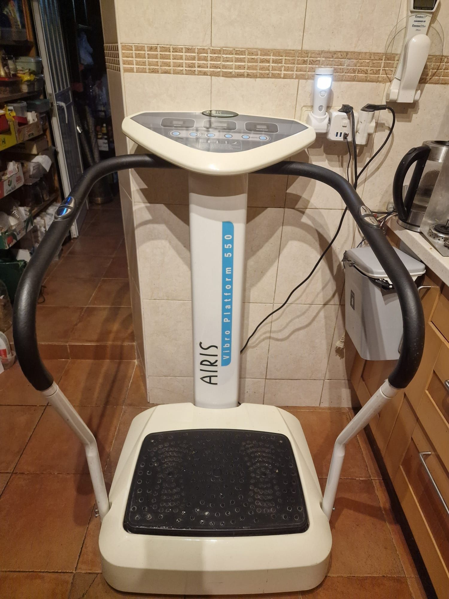 Aires - Vibro Platform 550