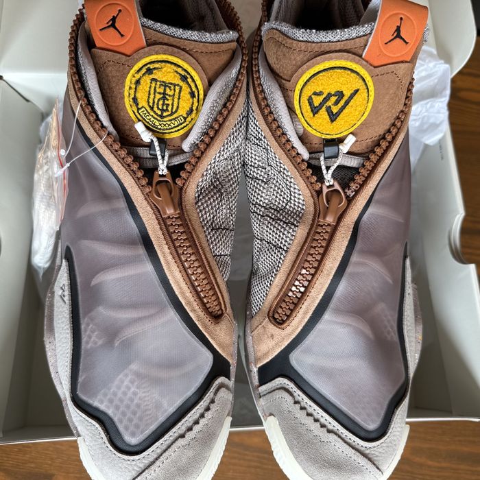 Є розміри Nike Air Jordan Why Not .6 x Honor The Gift DX1692-001