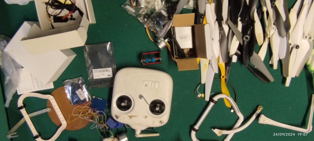 Vendo diversas peças dji phantom 1