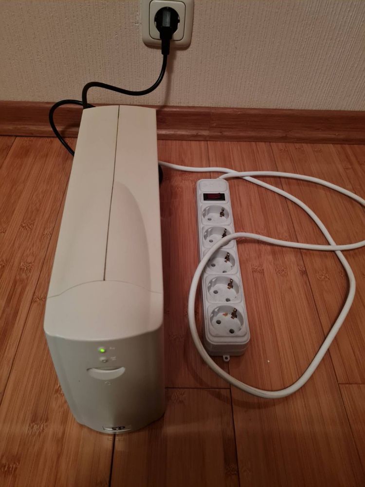 ИБП SuperPower VT525