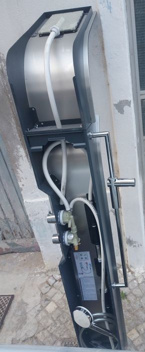 Coluna de duche em madeira tudo completo e novo