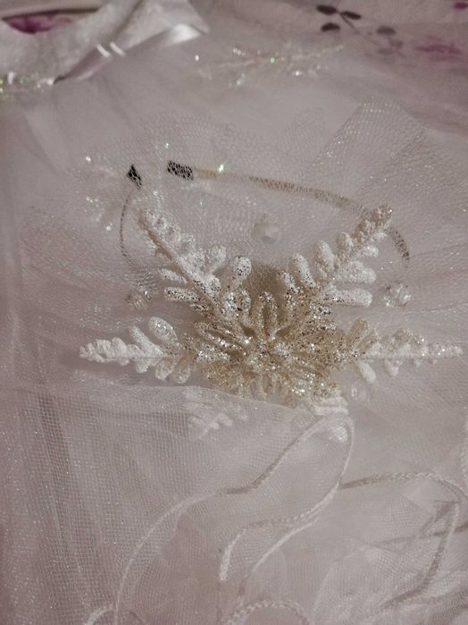 Прокат нарядного плаття на будь яку подію та Груша- свято осені