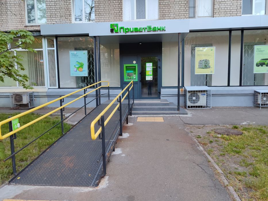 СВІТЛО є 24/7 1К квартира метро Дарниця  3 поверх