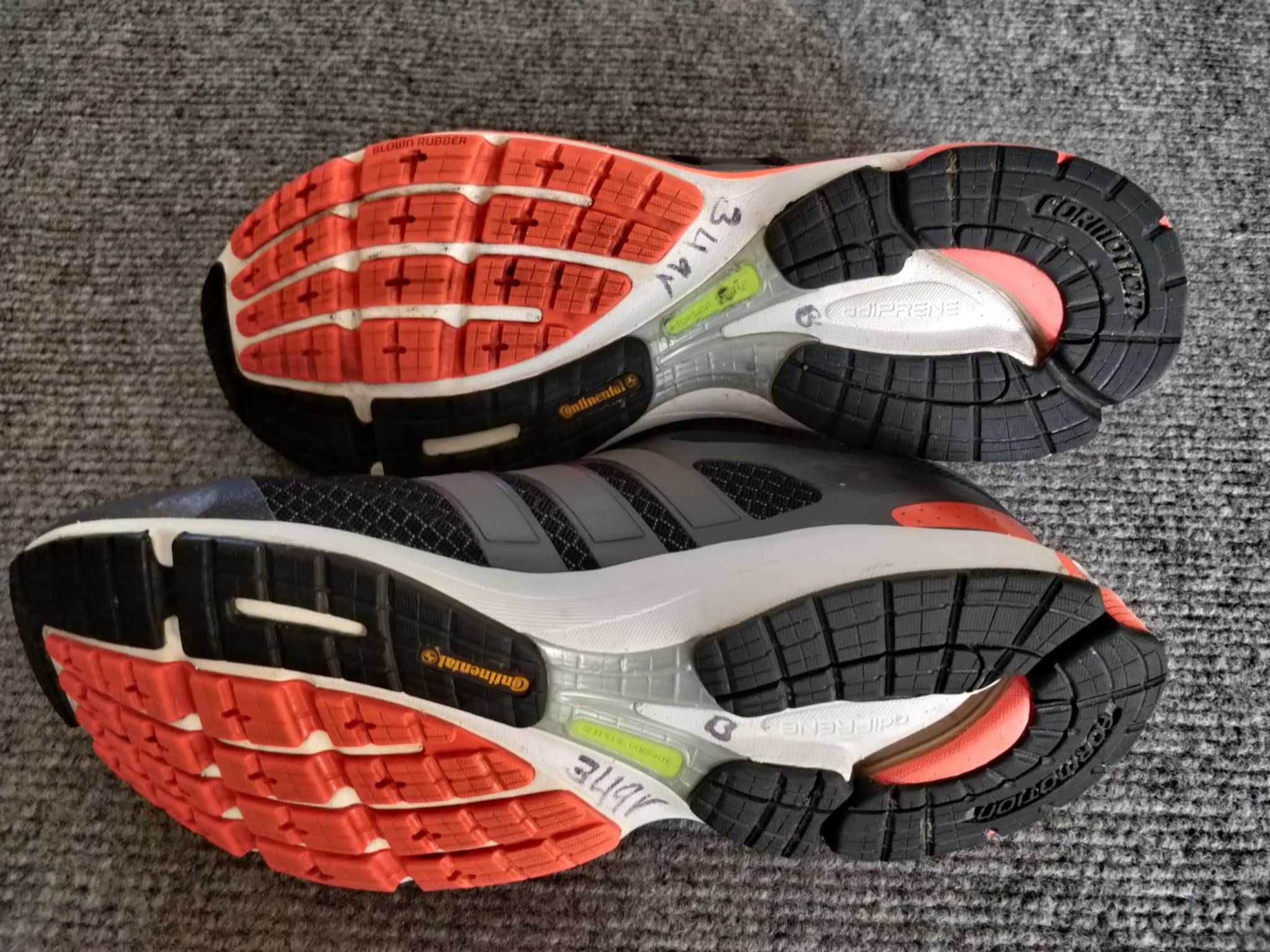 Adidas SUPERNOVA GLIDE 5 M - buty do biegania 44,5