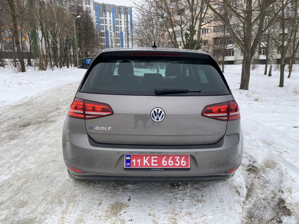 Volkswagen e-Golf 24 квт 2016