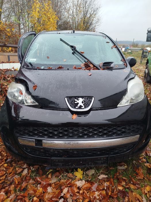 Peugot 107 na części,silnik skrzynia zderzak