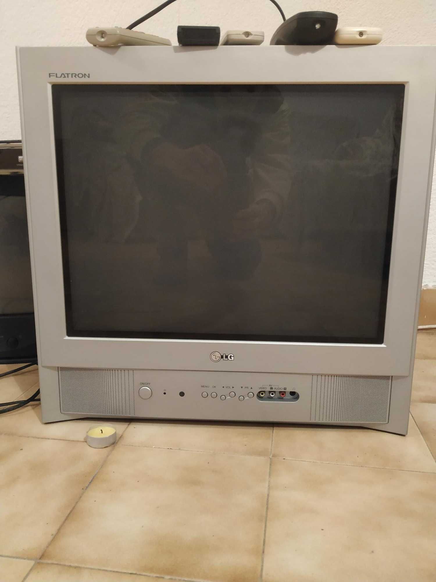 Televisão (usada) LG