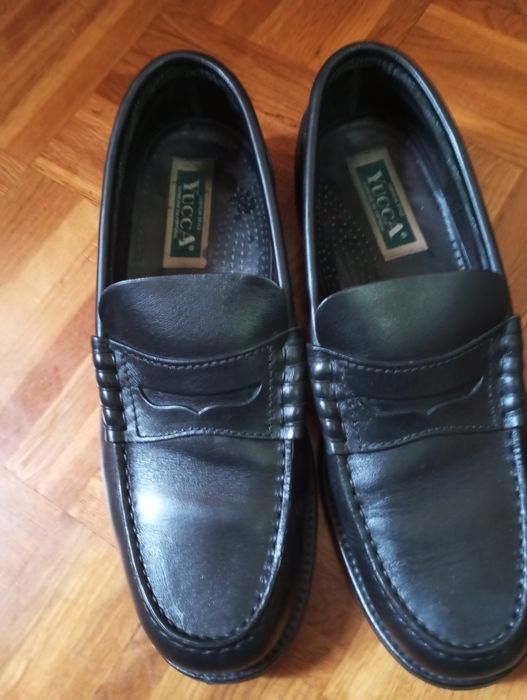 Sapatos yuuca usados em muito bom estado