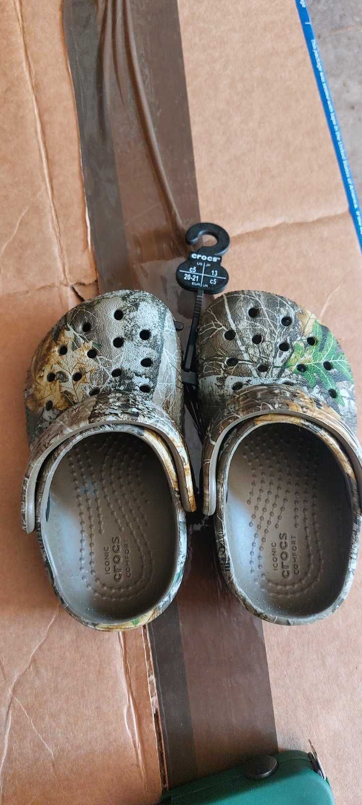 Босоножки Crocs Classic Kids RealTree Clogs Khaki