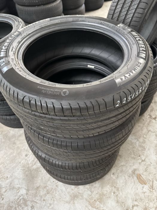 Komplet opon letnich 225/55/17 MICHELIN Demo F-Vat