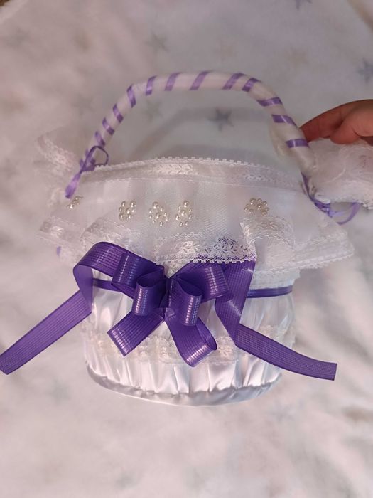 Весільна коробка на гроші, казна і букетики для дружби і на машину