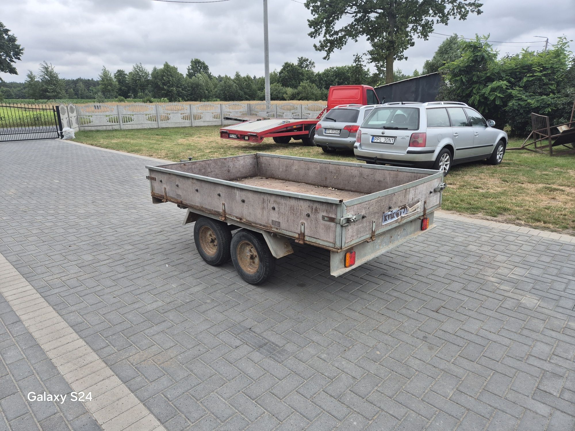 Przyczepka samochodowa Kvik 2.4x1.5 na Kat B lekka