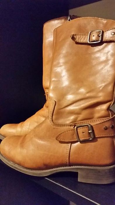 EXCELENTES| Botas camel em pele estilo cavaleiro N.34
