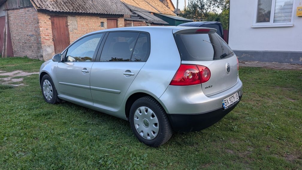 Продам Гольф 5 1.6 MPI