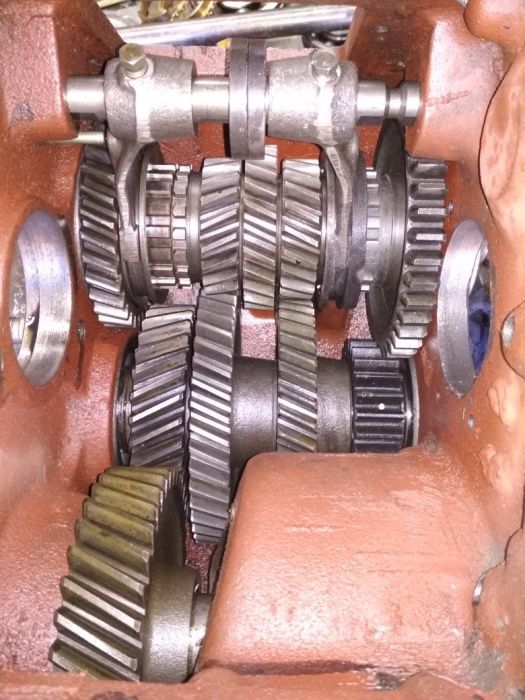 Коробка передач механічна на болгарський Балканкар навантажувач БВ2733