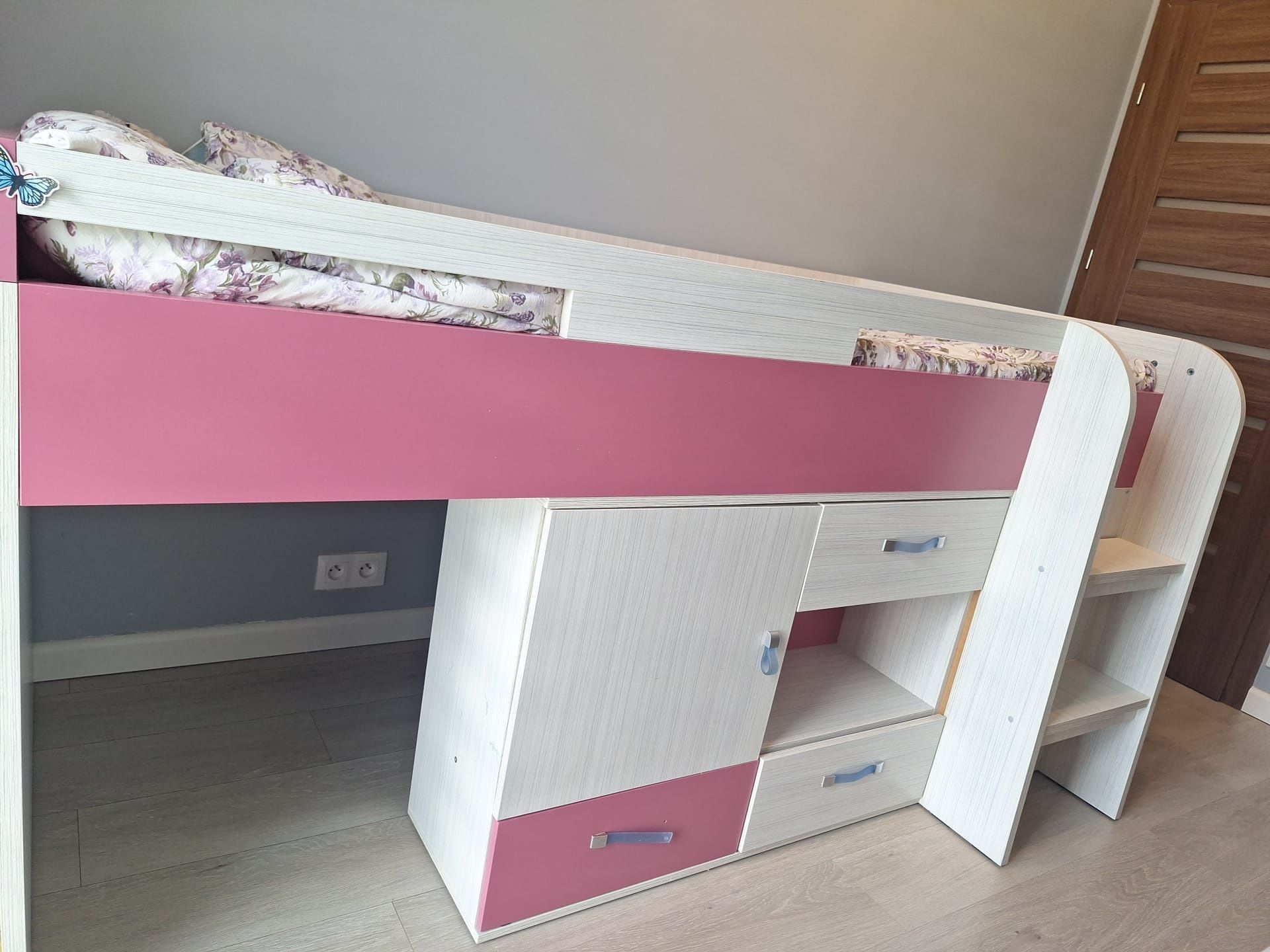 Łóżko piętrowe (90x200 cm) z biurkiem do pokoju dziecięcego KOMI 21