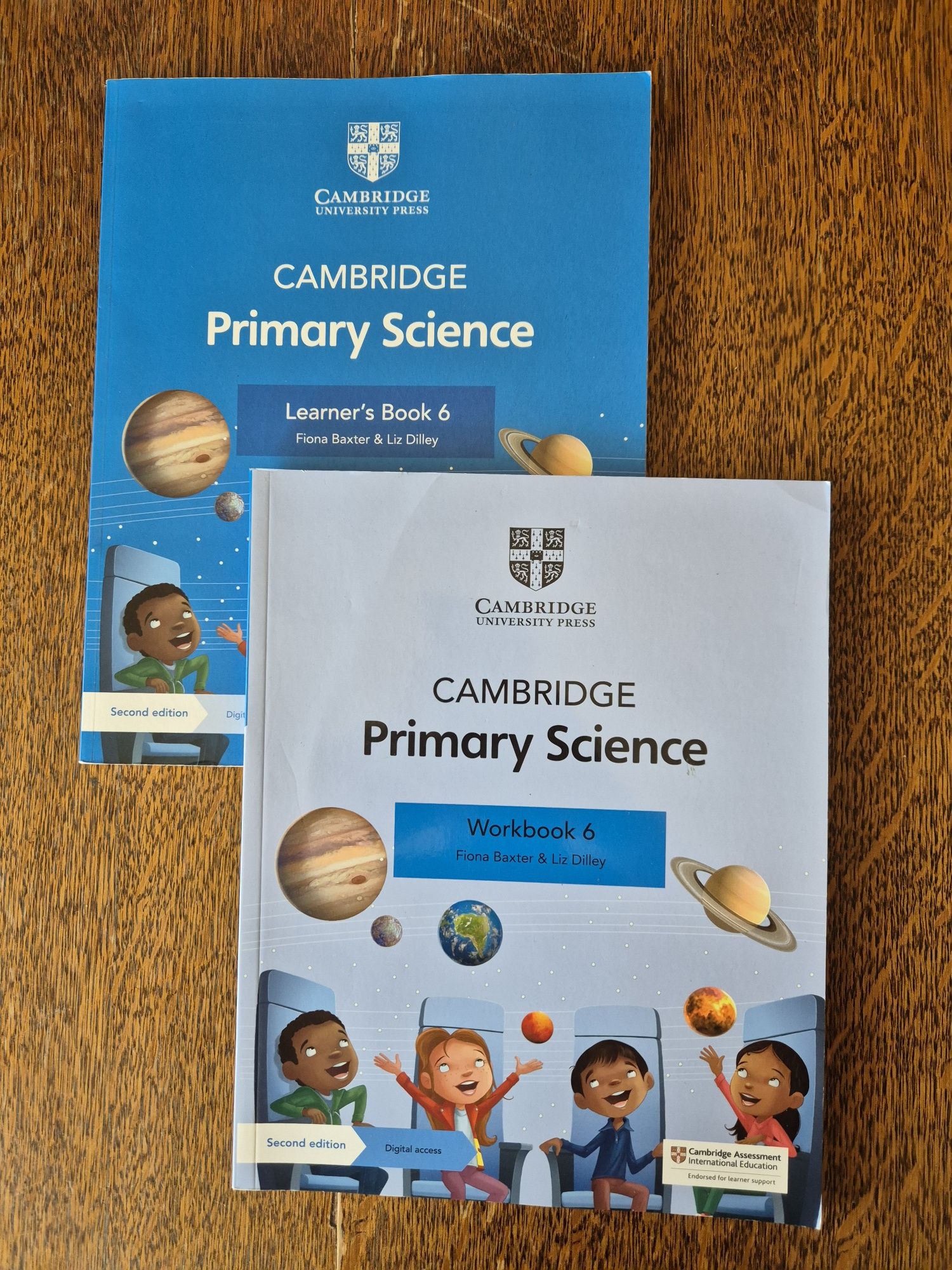 Cambridge Primary Science Learner's book i Workbook 6