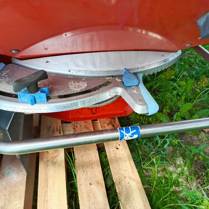 Розкидач Kuhn RAUCH AXIS