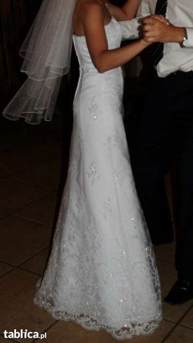 Piękna suknia ślubna z koronki włoskiej 36 S