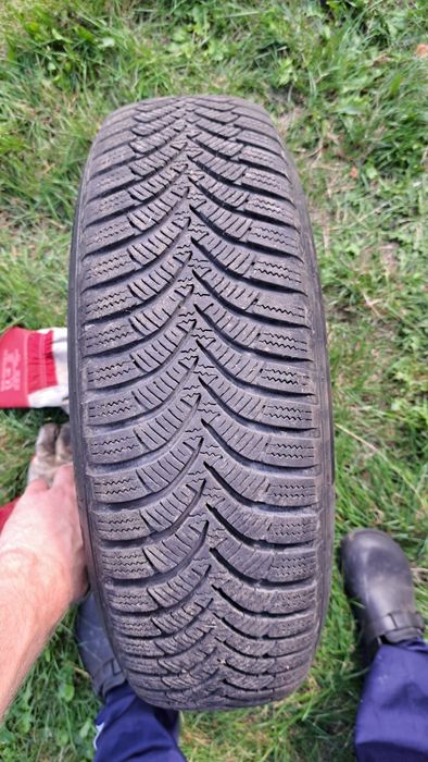 Opony HANCOOK zimowe 175/80/14 + stalówki