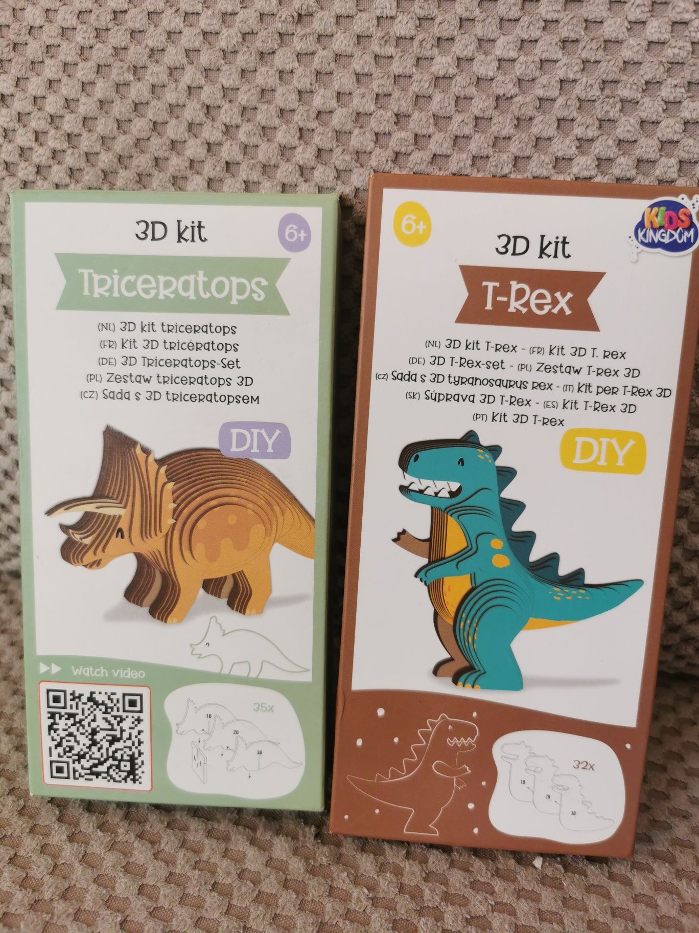 Nowe 2 modele dinozaurów 3 D DIY