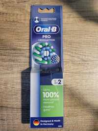 Оригінальні насадки для зубної щітки Oral-B Pro Cross Action, 2 шт біл