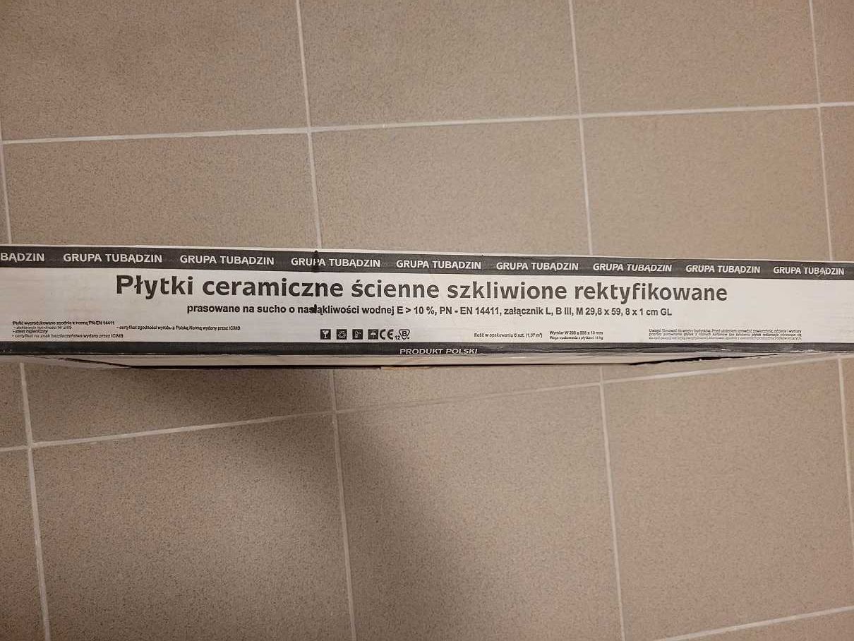 Płytki ceram. ścienne szkliwione rektyfikowane Tubądzin All in white