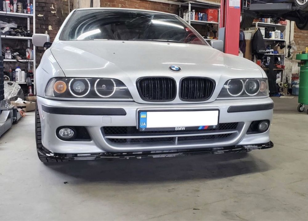 Губа сплитер BMW E39 M бампер бмв е39 м ABS черный глянец