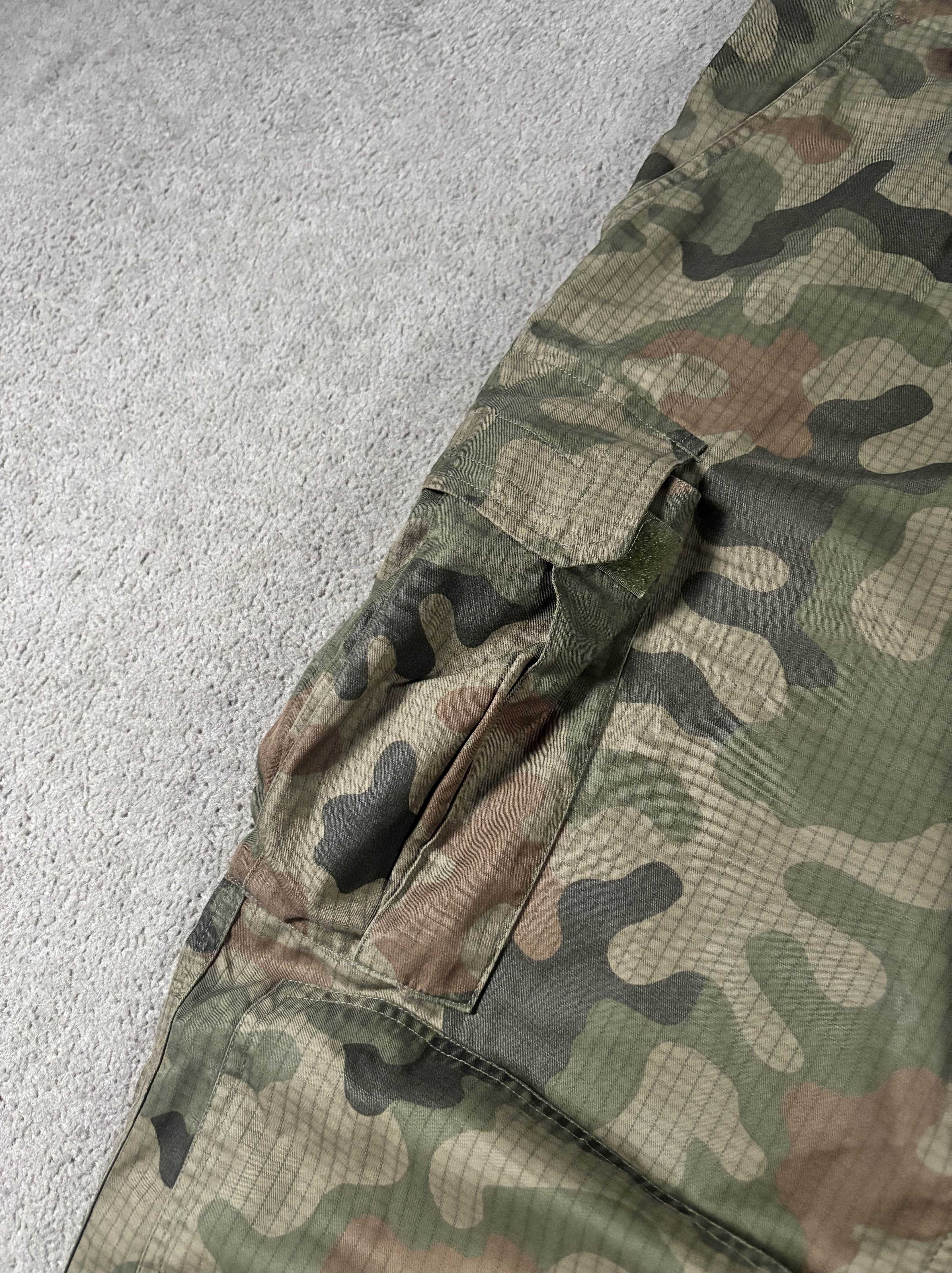 Spodnie Wojskowe Moro Cargo Kieszenie Ściągacze Camo Odporne