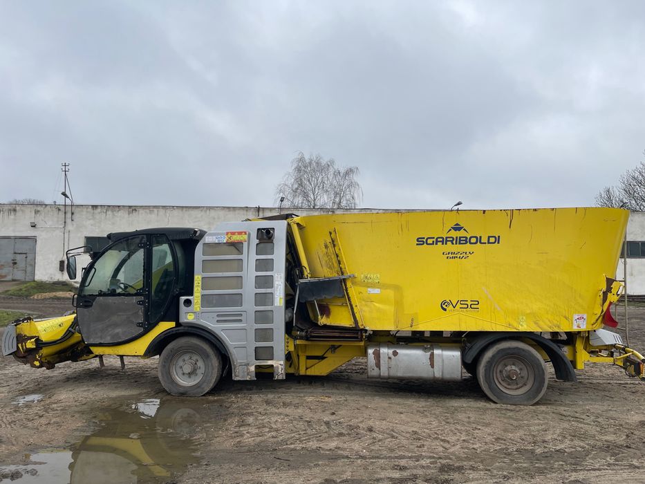 Sgariboldi wóz paszowy samojezdny